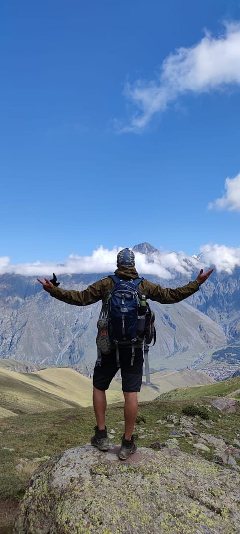 Equipamiento para el Camino de Santiago y la montaña 7 Senderismo Georgia